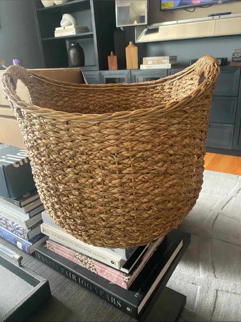 NWT Threshold Woven Natural Seagrass Storage Basket - Natural